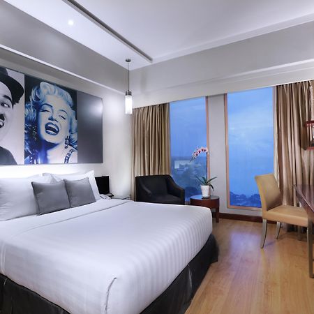 Grand Candi Hotel Семаранг Екстериор снимка