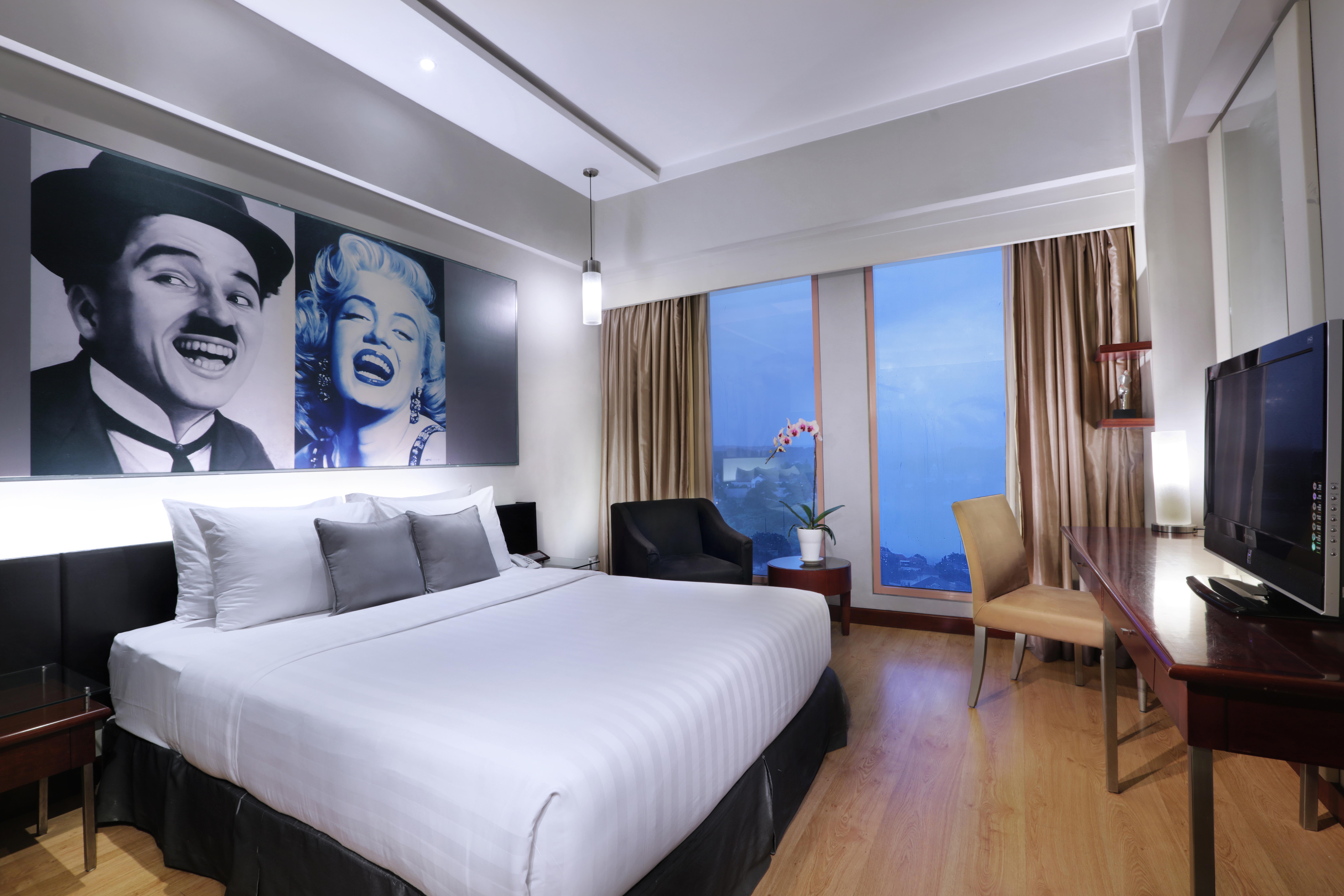 Grand Candi Hotel Семаранг Екстериор снимка