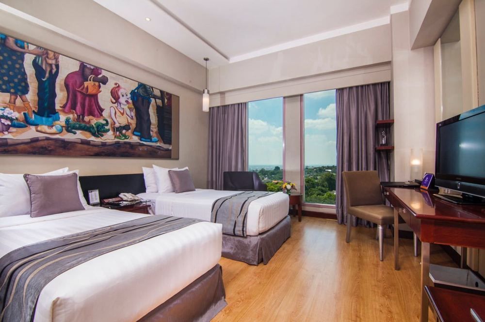 Grand Candi Hotel Семаранг Екстериор снимка