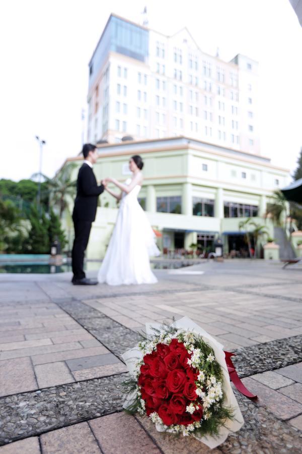 Grand Candi Hotel Семаранг Екстериор снимка