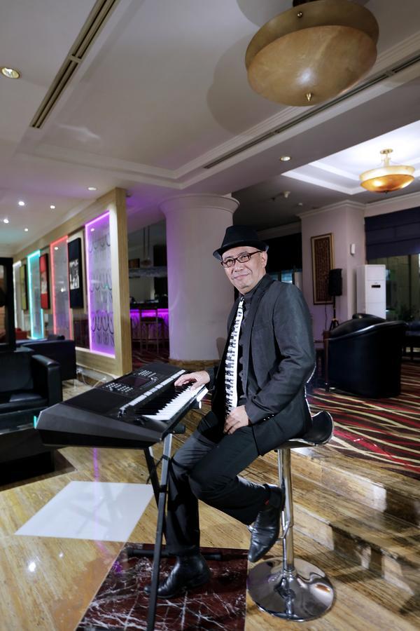 Grand Candi Hotel Семаранг Екстериор снимка