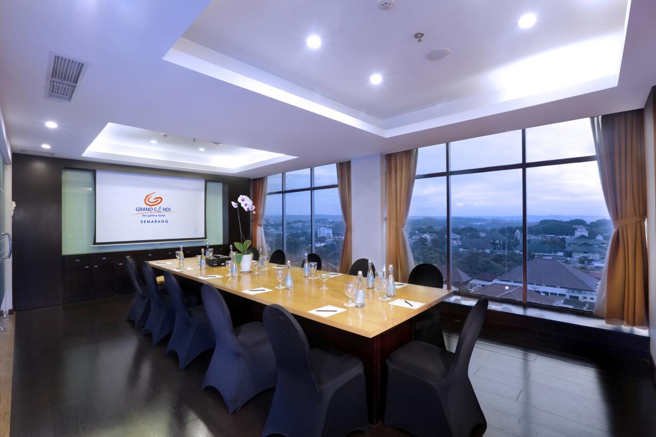 Grand Candi Hotel Семаранг Екстериор снимка